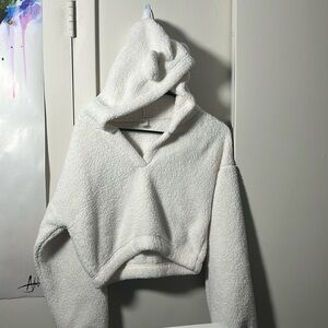✨ Cute and Cozy: Hollister Fluffy Bear Ear Hoodie ✨